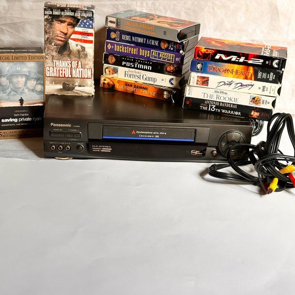 Panasonic VCR player &VHS tapes movies bundles - Picture 4 of 16